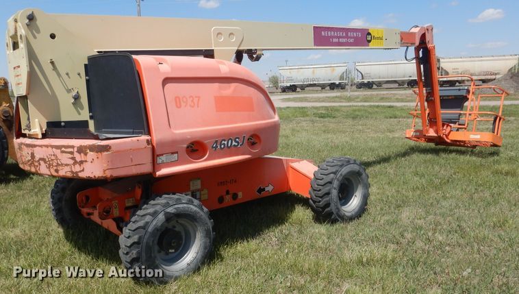 image for item FI9064 2002 JLG 460SJ  boom lift