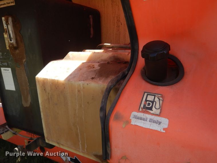 image for item FI9064 2002 JLG 460SJ  boom lift