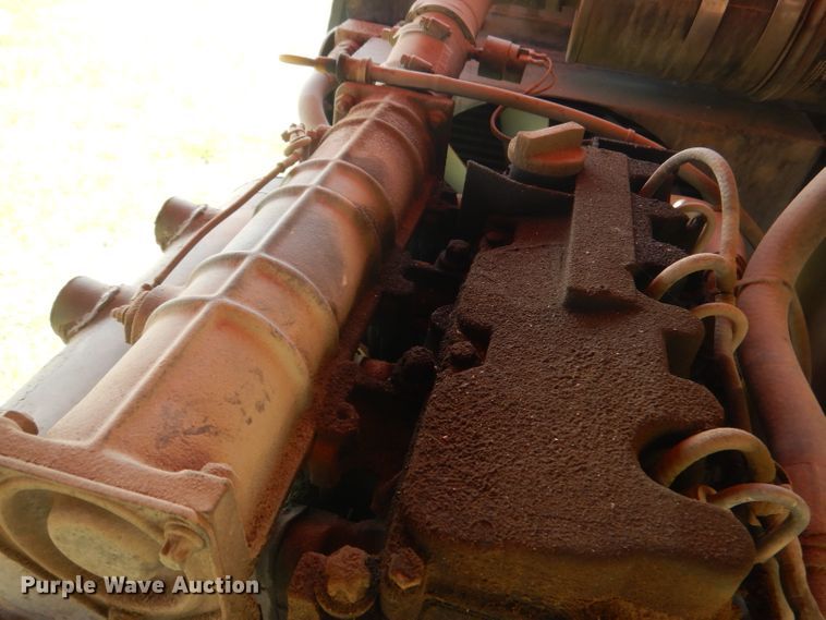 image for item FI9064 2002 JLG 460SJ  boom lift