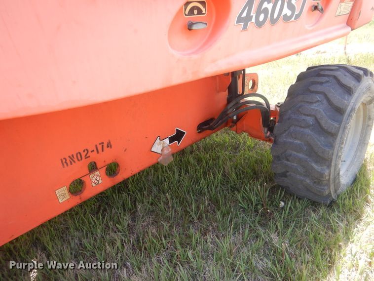 image for item FI9064 2002 JLG 460SJ  boom lift