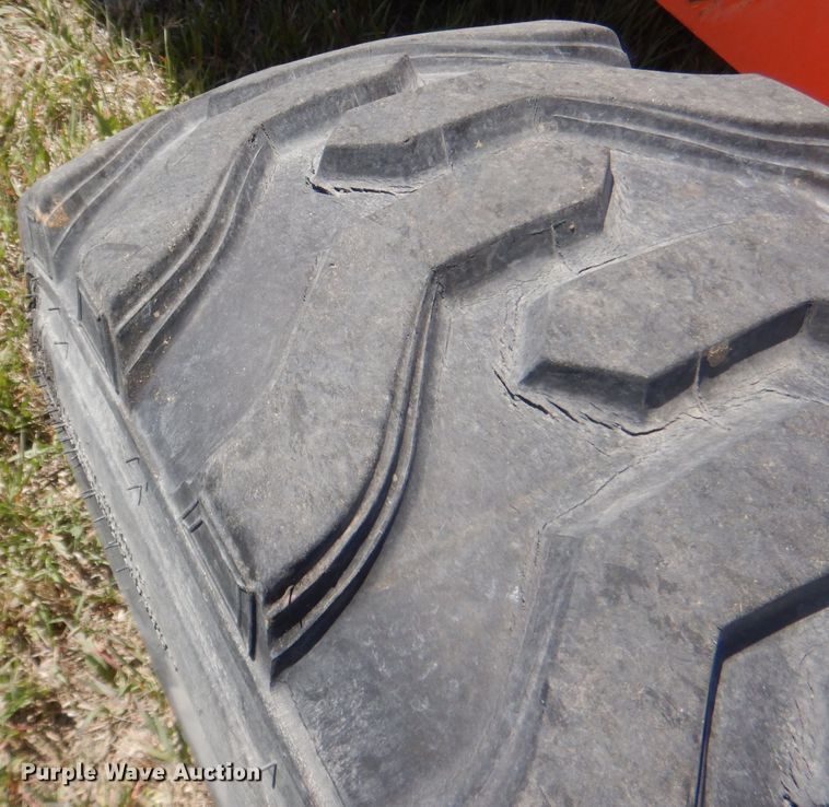 image for item FI9064 2002 JLG 460SJ  boom lift