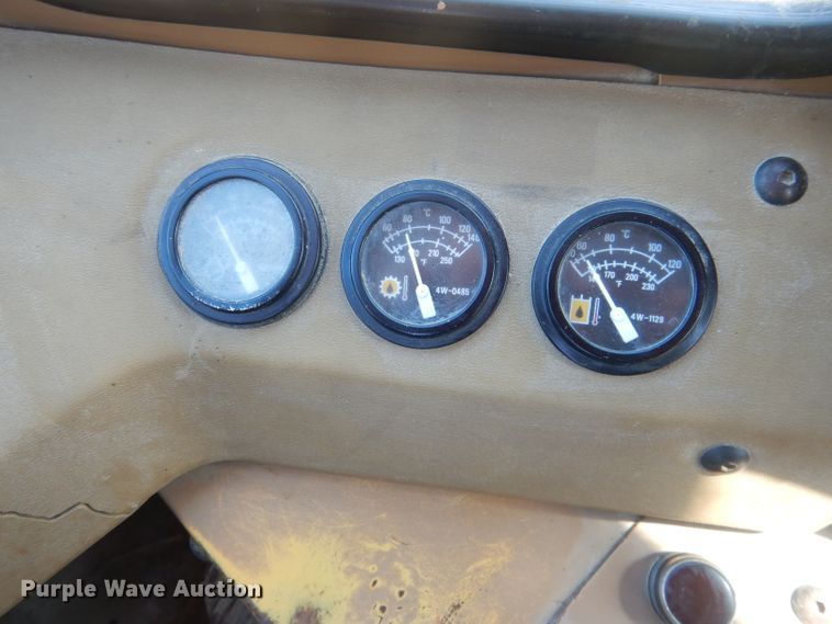 image for item FI9065 1986 Caterpillar 966D  wheel loader