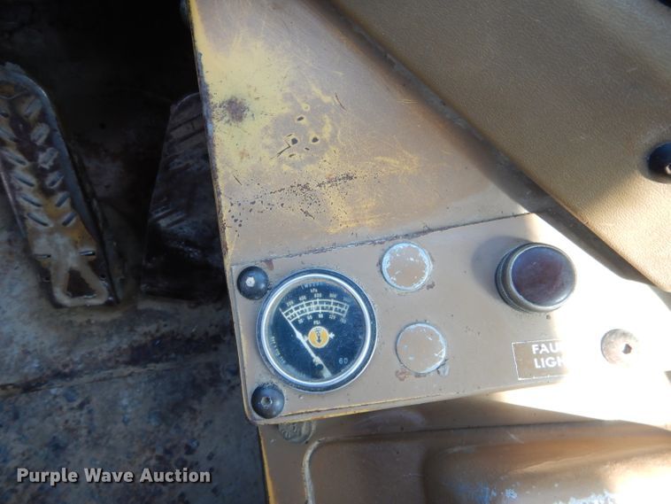 image for item FI9065 1986 Caterpillar 966D  wheel loader