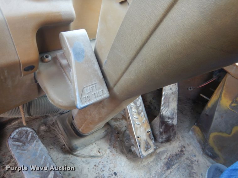 image for item FI9065 1986 Caterpillar 966D  wheel loader