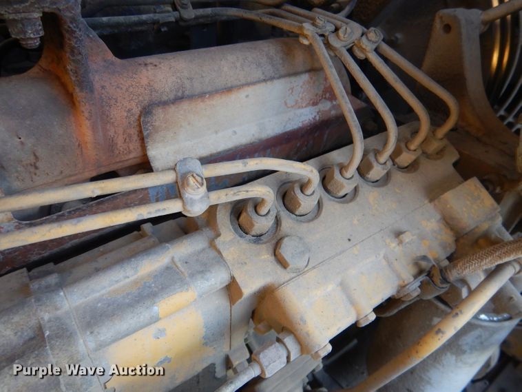 image for item FI9065 1986 Caterpillar 966D  wheel loader