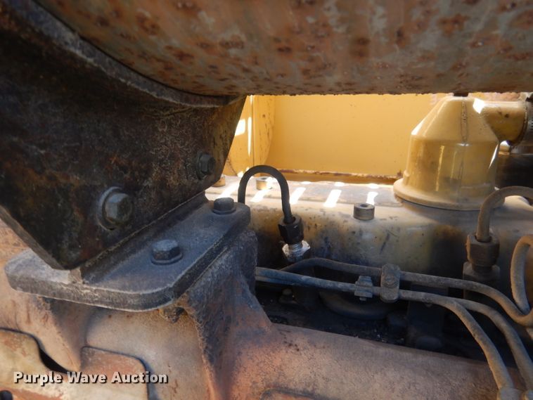 image for item FI9065 1986 Caterpillar 966D  wheel loader