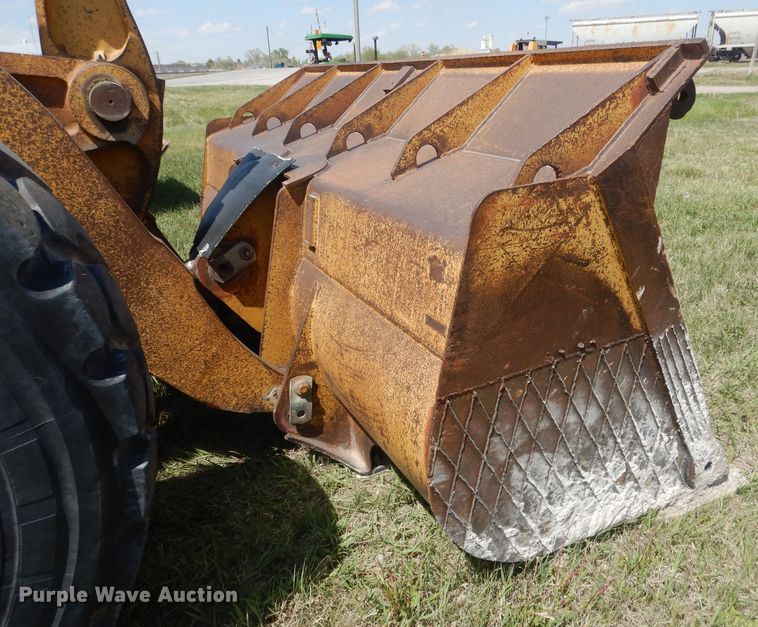 image for item FI9065 1986 Caterpillar 966D  wheel loader