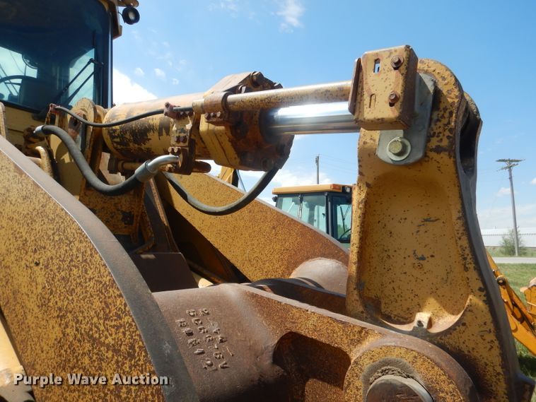 image for item FI9065 1986 Caterpillar 966D  wheel loader