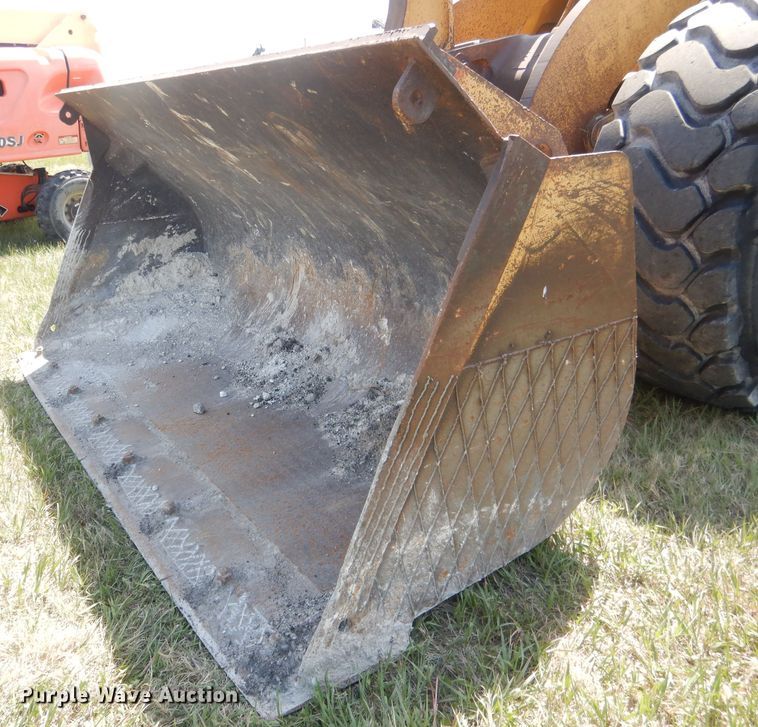 image for item FI9065 1986 Caterpillar 966D  wheel loader