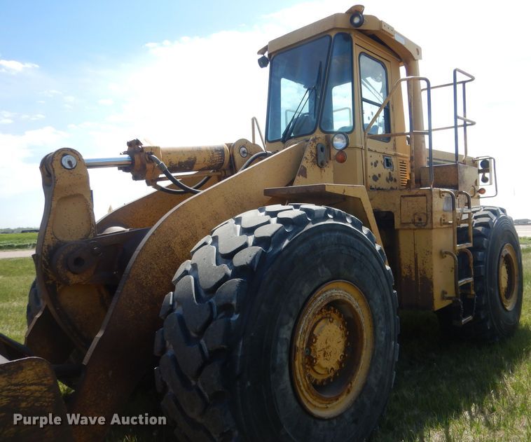 image for item FI9065 1986 Caterpillar 966D  wheel loader