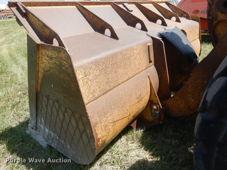 image for item FI9065 1986 Caterpillar 966D  wheel loader