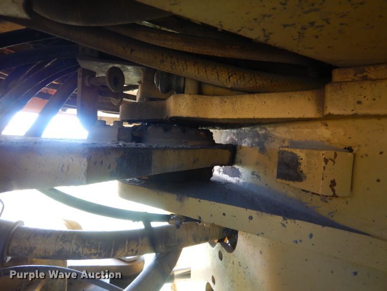 image for item FI9065 1986 Caterpillar 966D  wheel loader