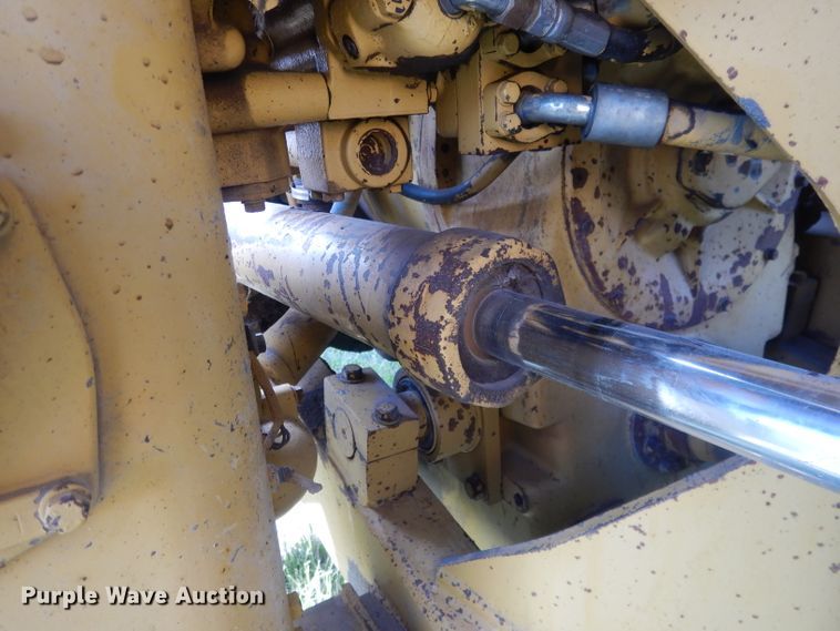 image for item FI9065 1986 Caterpillar 966D  wheel loader