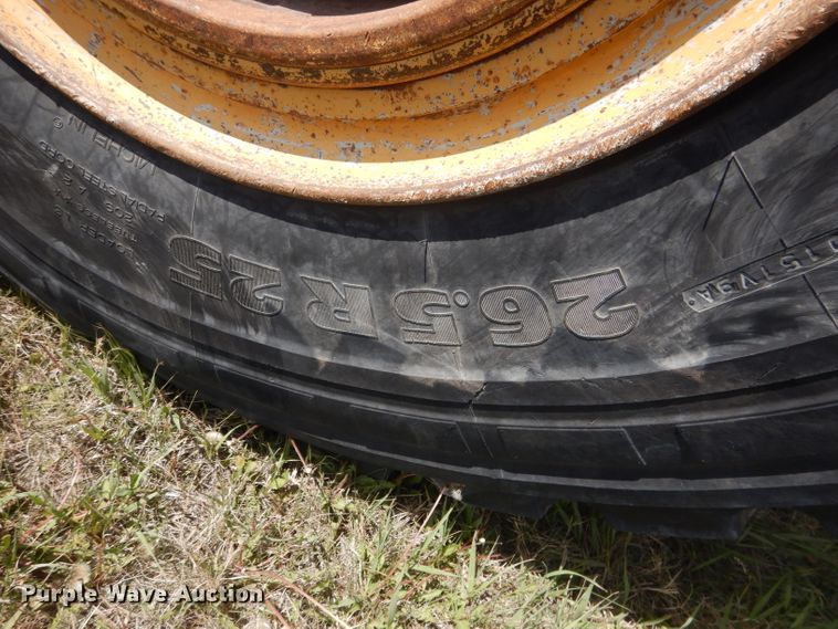 image for item FI9065 1986 Caterpillar 966D  wheel loader