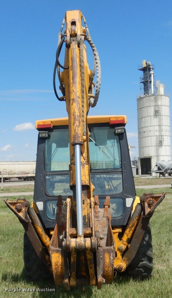 image for item FI9066 1991 John Deere 310D  backhoe