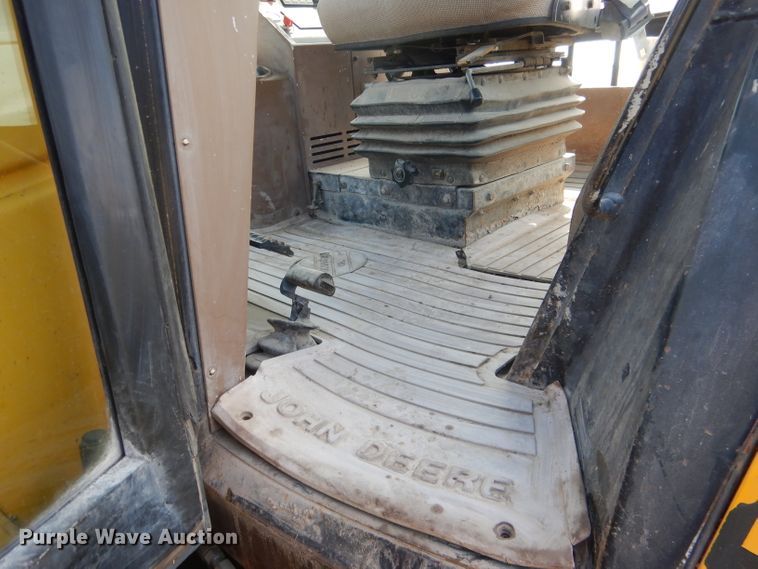 image for item FI9066 1991 John Deere 310D  backhoe