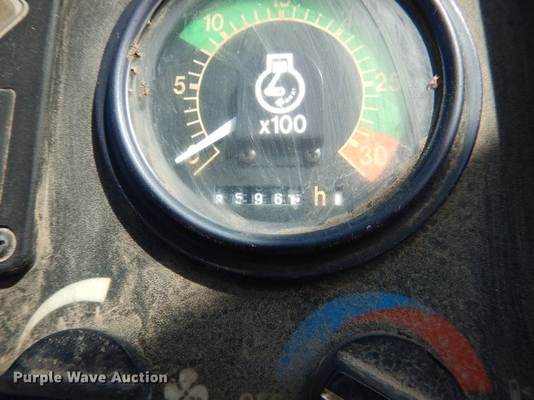 image for item FI9066 1991 John Deere 310D  backhoe