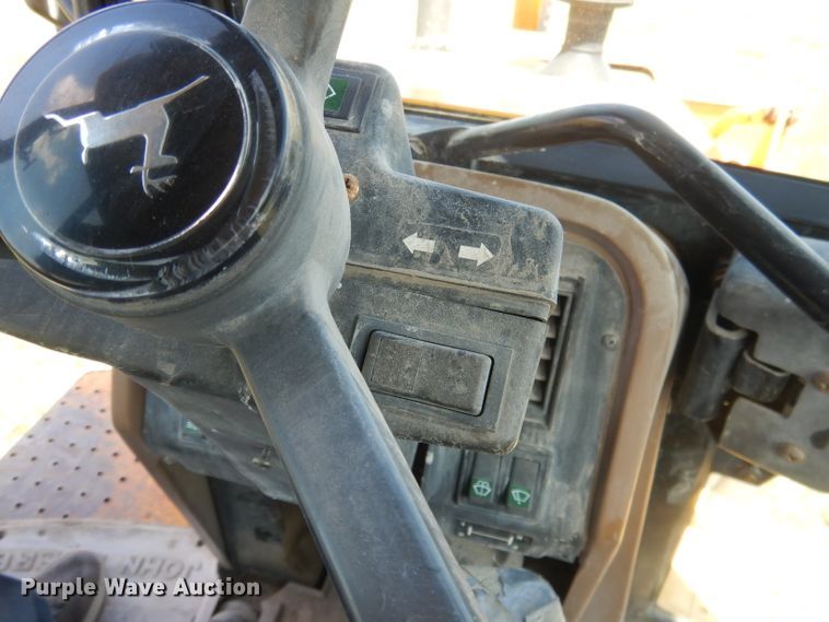 image for item FI9066 1991 John Deere 310D  backhoe