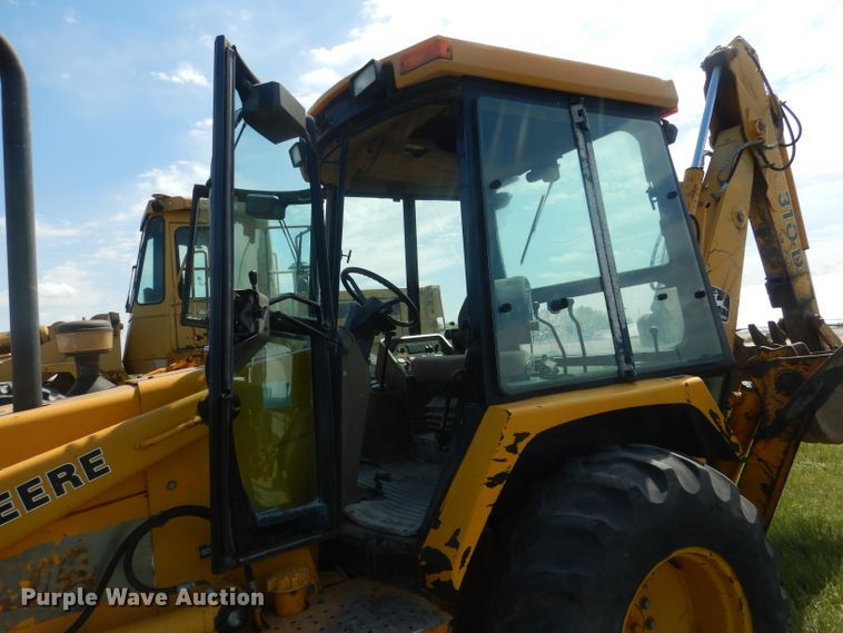 image for item FI9066 1991 John Deere 310D  backhoe