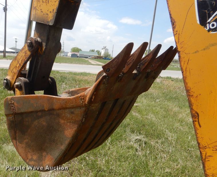 image for item FI9066 1991 John Deere 310D  backhoe