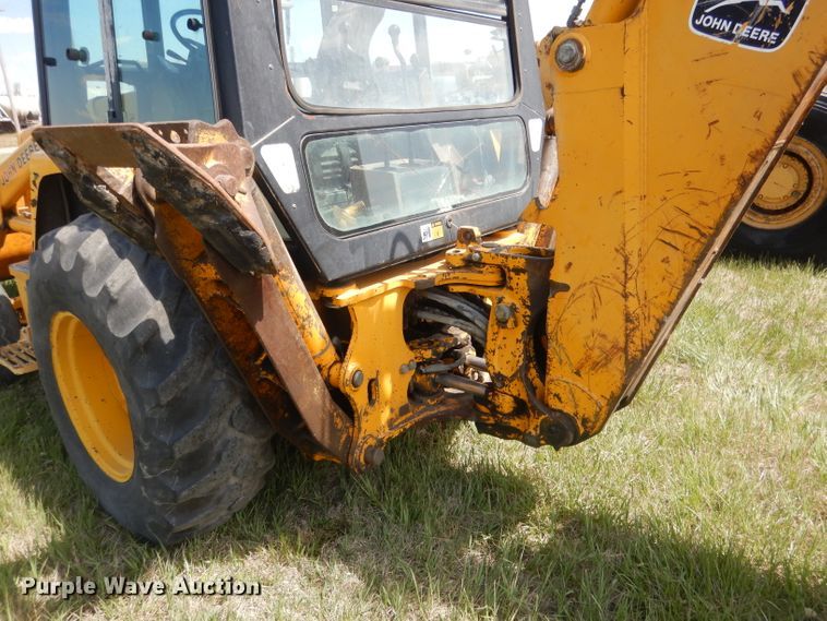 image for item FI9066 1991 John Deere 310D  backhoe