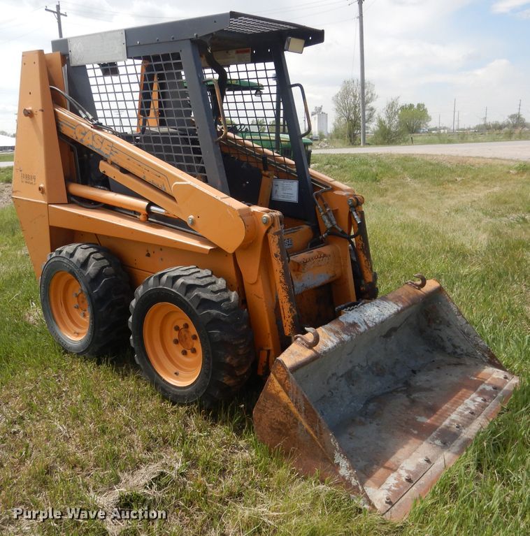 image for item FI9068 2000 Case 1840  skid steer loader
