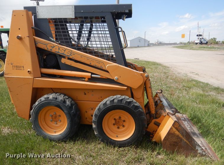 image for item FI9068 2000 Case 1840  skid steer loader