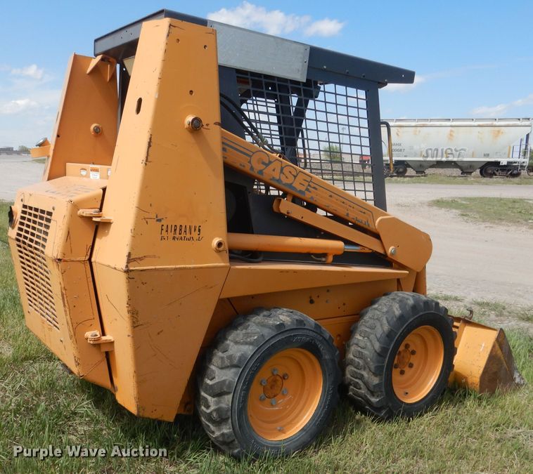 image for item FI9068 2000 Case 1840  skid steer loader