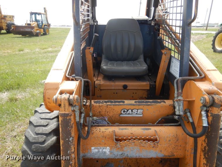 image for item FI9068 2000 Case 1840  skid steer loader
