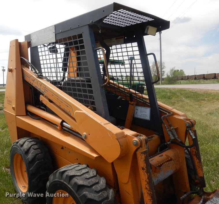 image for item FI9068 2000 Case 1840  skid steer loader