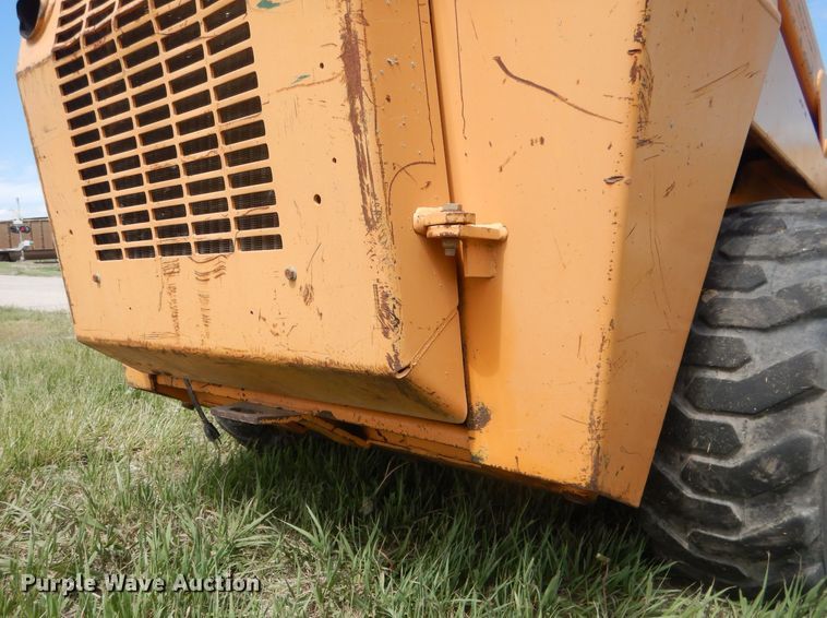 image for item FI9068 2000 Case 1840  skid steer loader