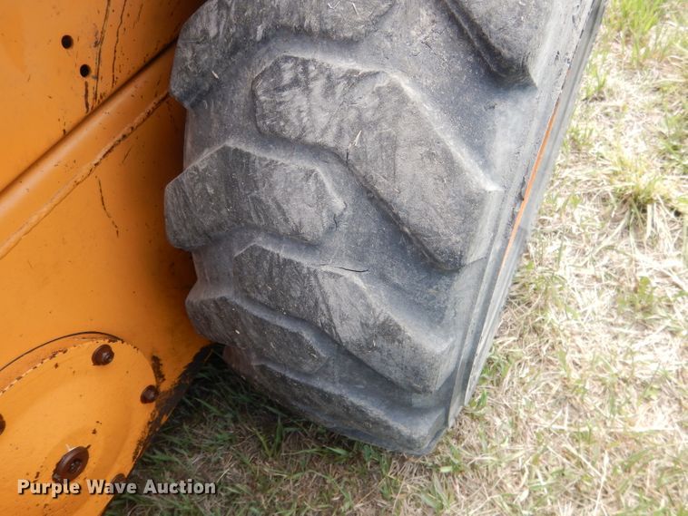 image for item FI9068 2000 Case 1840  skid steer loader