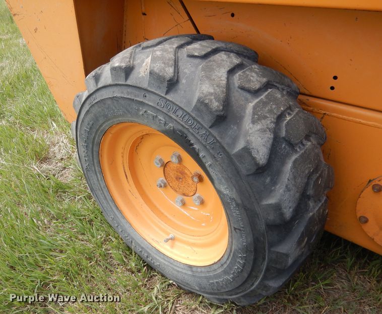 image for item FI9068 2000 Case 1840  skid steer loader