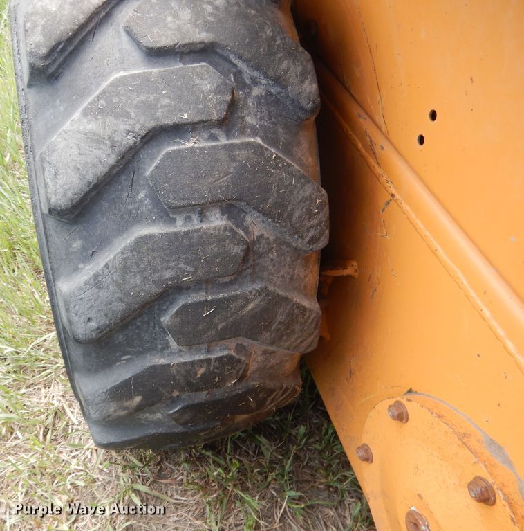 image for item FI9068 2000 Case 1840  skid steer loader