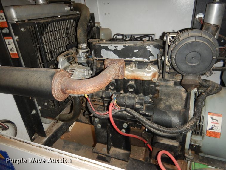 image for item FI9079 Magnum MLT 3060M  light plant