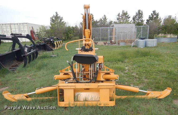 image for item FI9085 Astec 762  skid steer backhoe