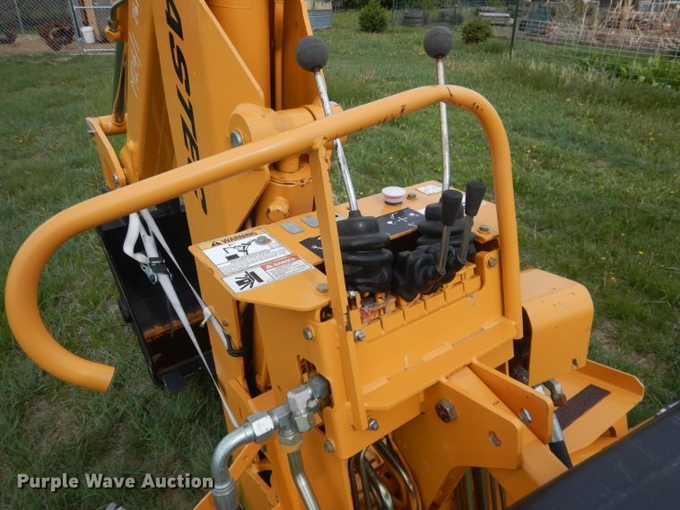 image for item FI9085 Astec 762  skid steer backhoe