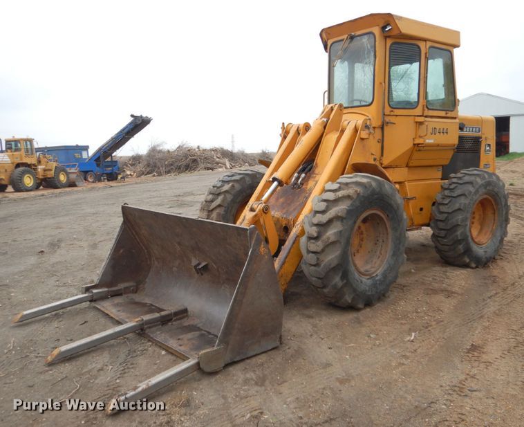 image for item FR9584 1979 John Deere JD444  wheel loader