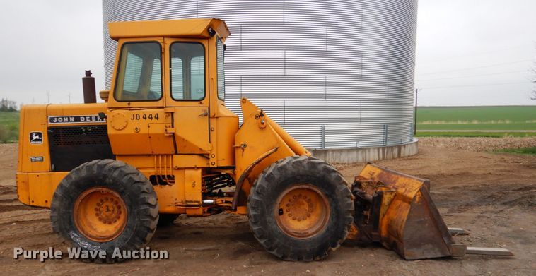 image for item FR9584 1979 John Deere JD444  wheel loader