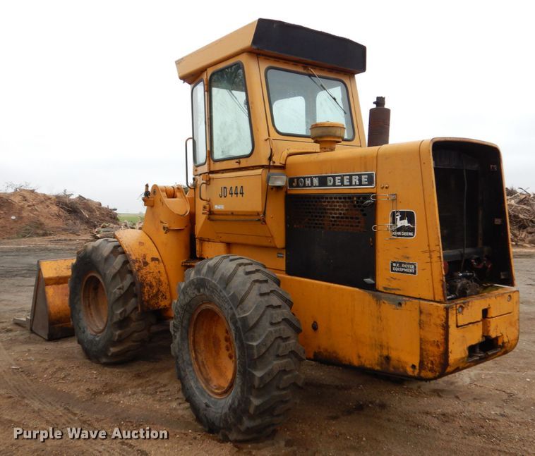 image for item FR9584 1979 John Deere JD444  wheel loader