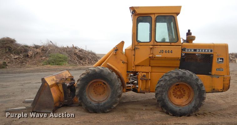 image for item FR9584 1979 John Deere JD444  wheel loader