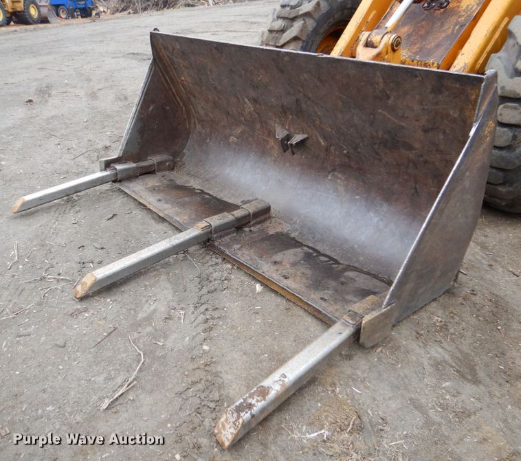 image for item FR9584 1979 John Deere JD444  wheel loader