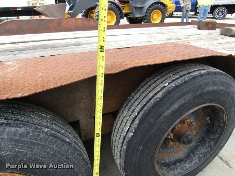 image for item GC9857 2005 Butler tilt deck equipment trailer