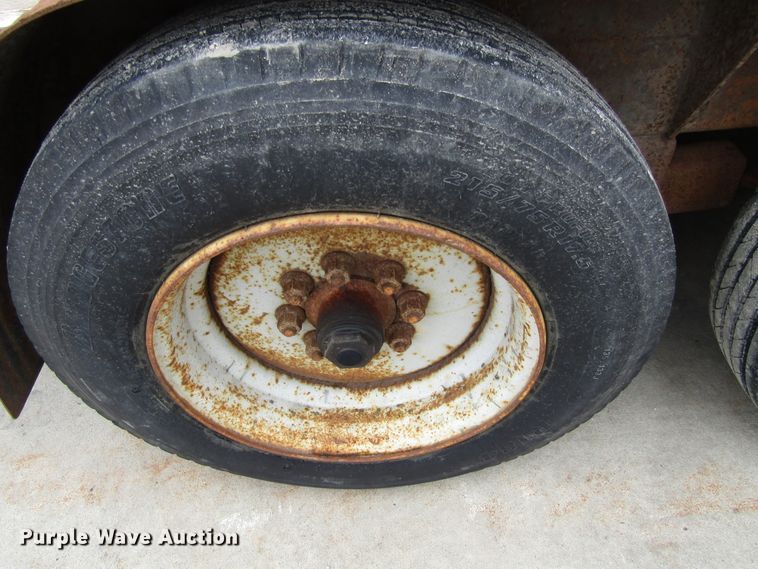 image for item GC9857 2005 Butler tilt deck equipment trailer