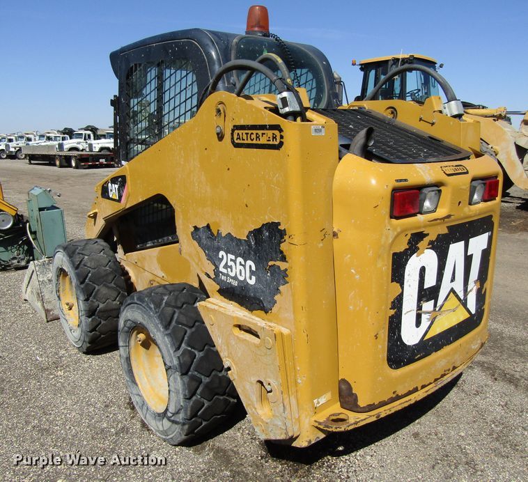 image for item GC9863 2010 Caterpillar 256C  skid steer loader