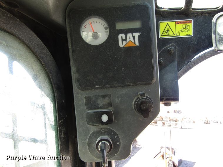 image for item GC9863 2010 Caterpillar 256C  skid steer loader