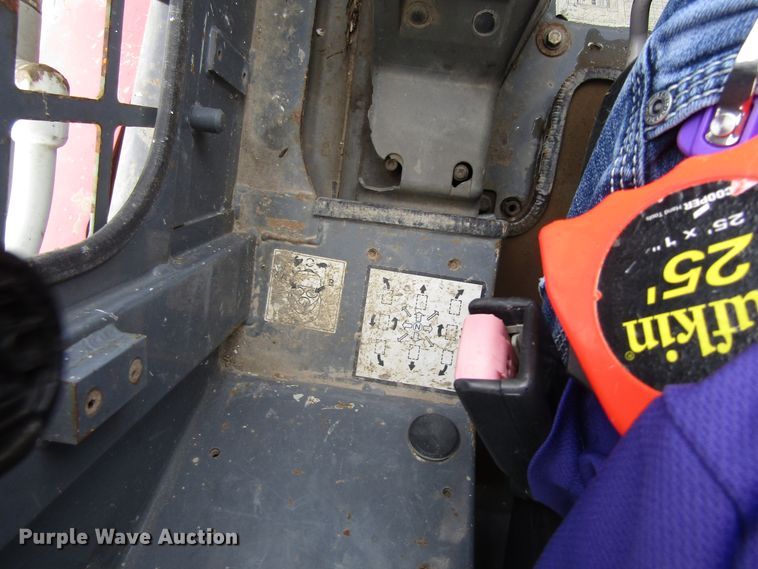 image for item GC9972 2005 Takeuchi TL150  tracked skid steer loader