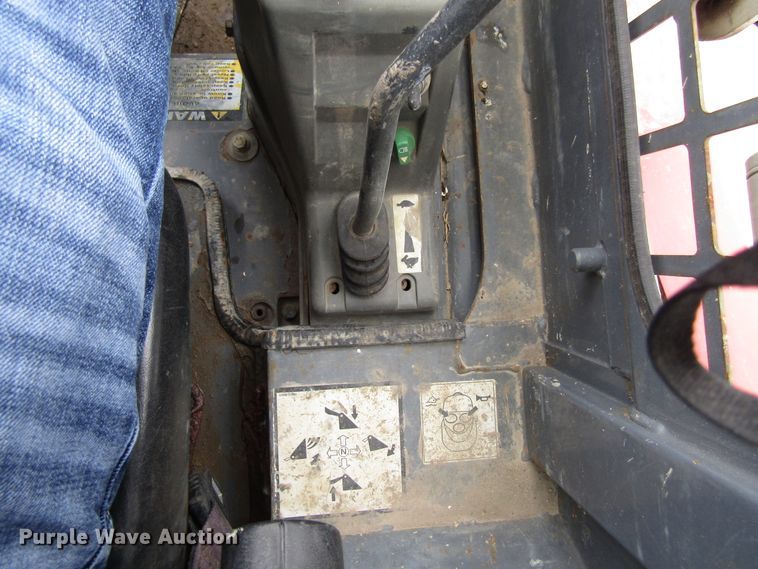 image for item GC9972 2005 Takeuchi TL150  tracked skid steer loader