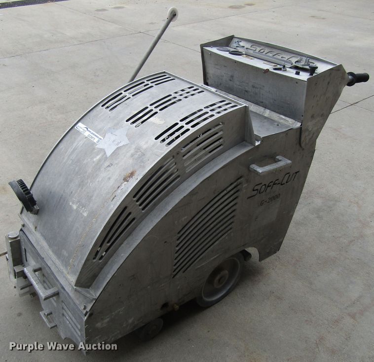 image for item GC9973 Soff-Cut G2000 concrete saw
