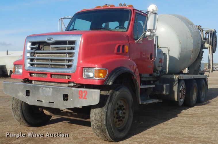 image for item HE9661 2007 Sterling LT9511  ready mix truck